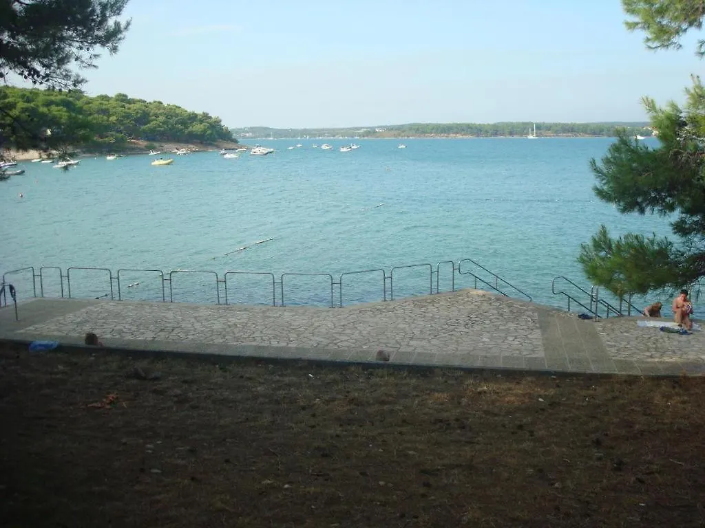 Sara Apartmani Premantura